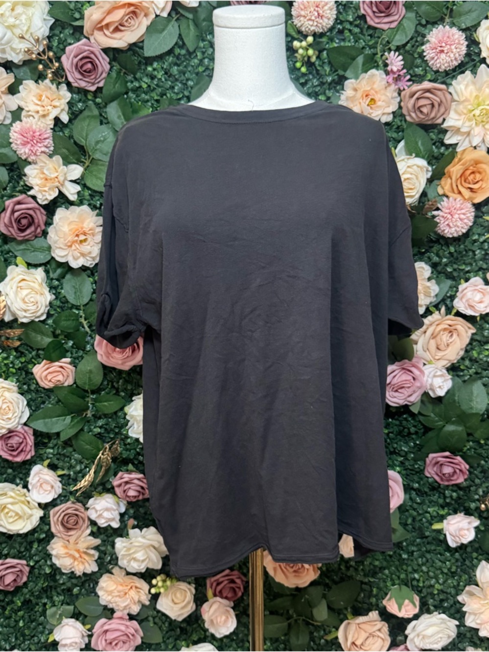 We Free Nina Tee Size Small NWOT Charcoal Gray